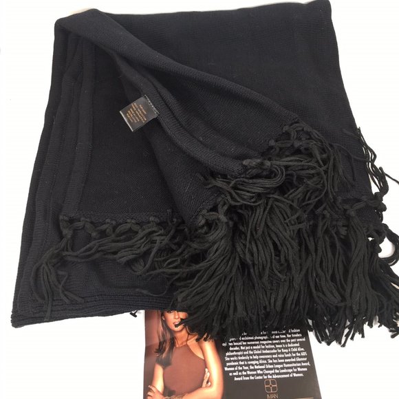 Iman luxury Resort Lightweight Poncho - Picture 3 of 4